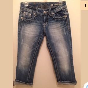 💙MISS ME Capri’s💙